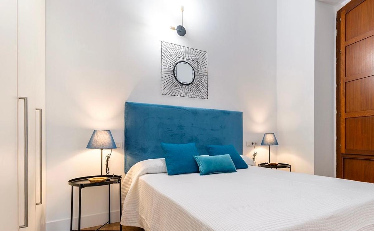 Apartamentos Alicante Centro By Renthas Luaran gambar