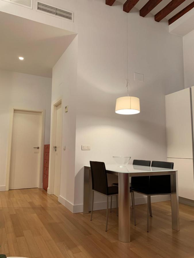 Apartamentos Alicante Centro By Renthas Luaran gambar