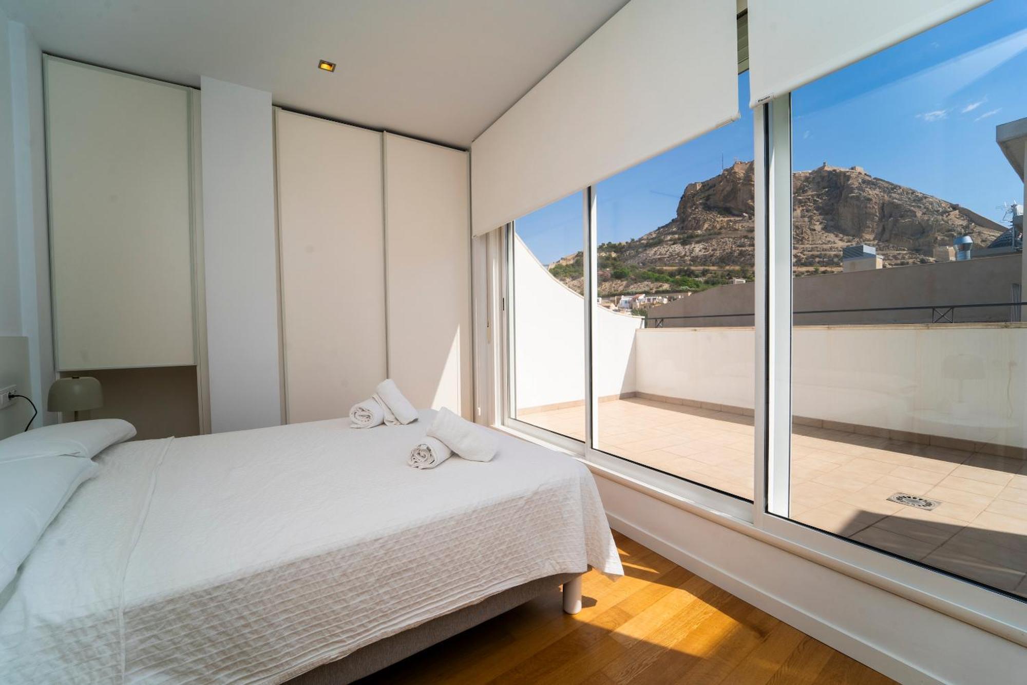 Apartamentos Alicante Centro By Renthas Luaran gambar
