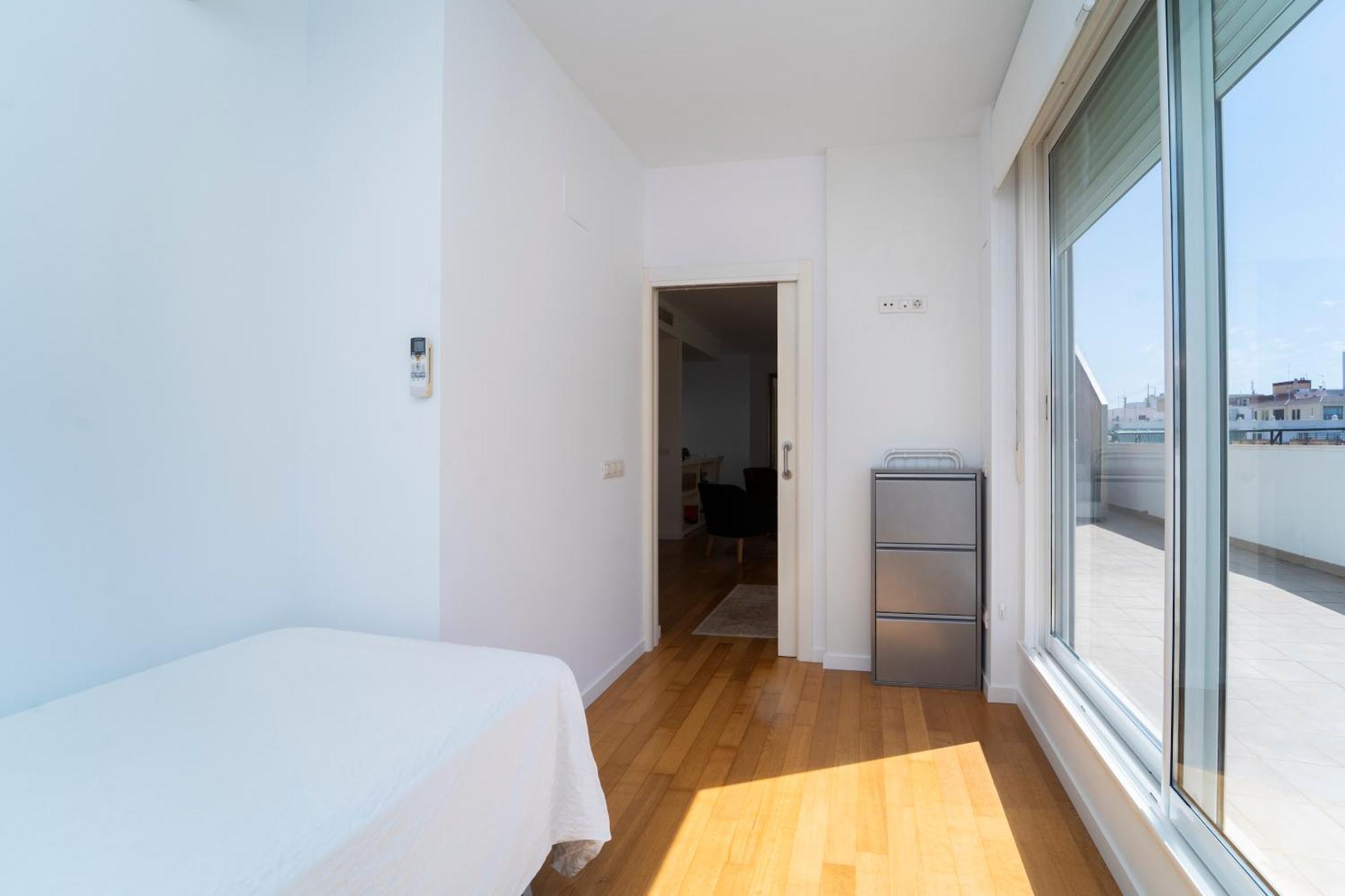 Apartamentos Alicante Centro By Renthas Luaran gambar